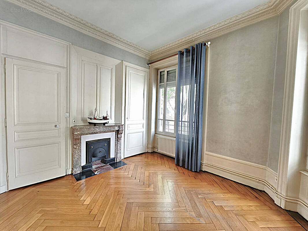 Appartement à LYON-7E