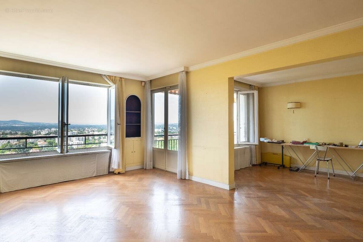 Appartement à LYON-5E