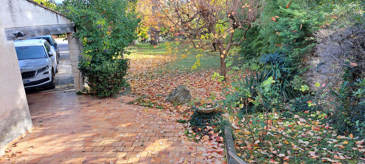 Maison à BOUC-BEL-AIR