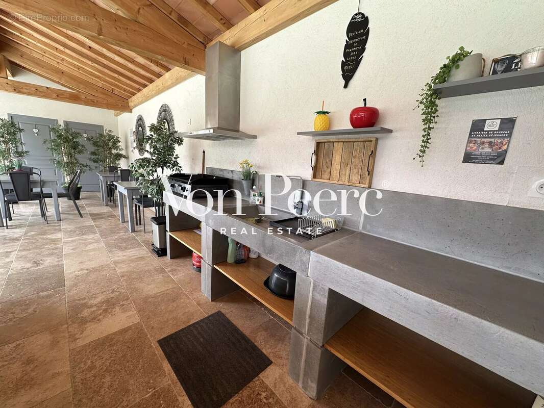 Appartement à SAINT-ETIENNE-DU-GRES