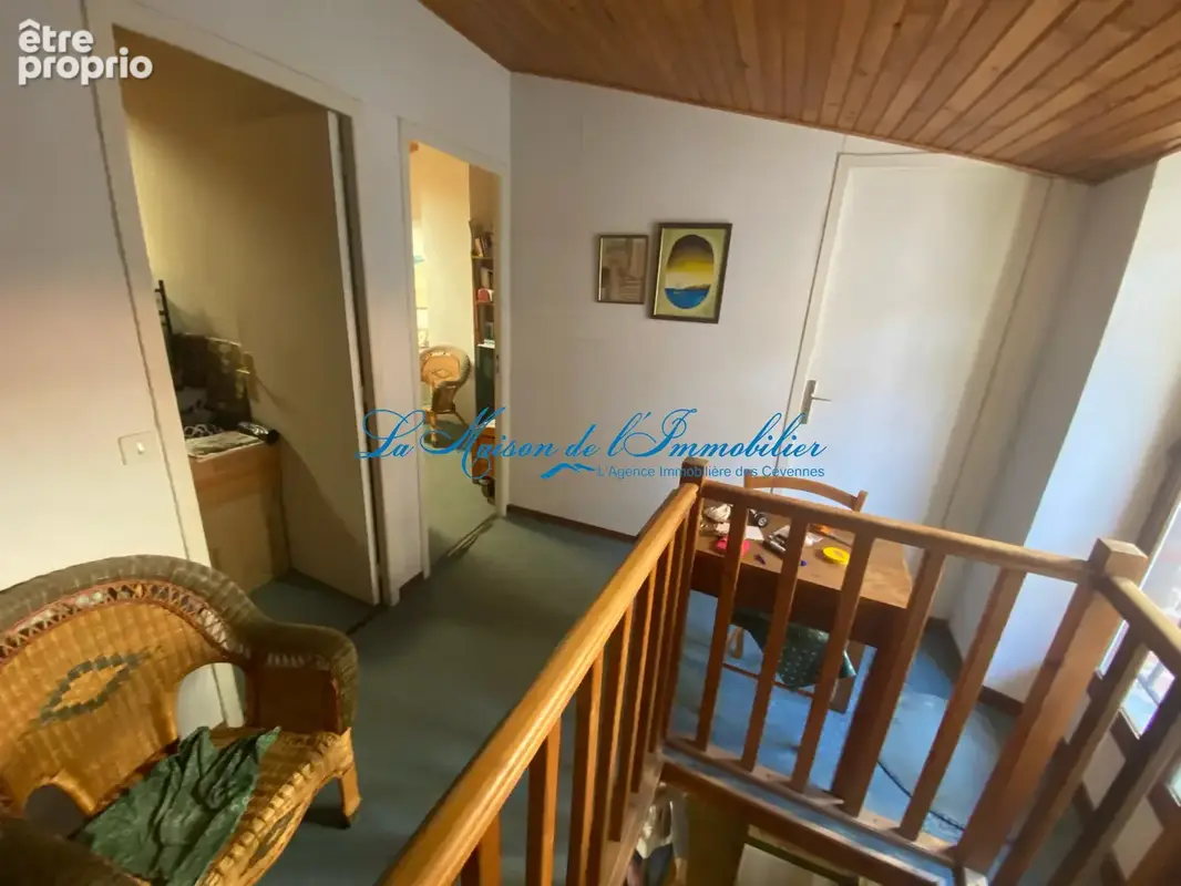Lezan, charmante maison du XIIeme siècle de village en pierres F2/F3 plus une pièce de 26 m2 - photo 5