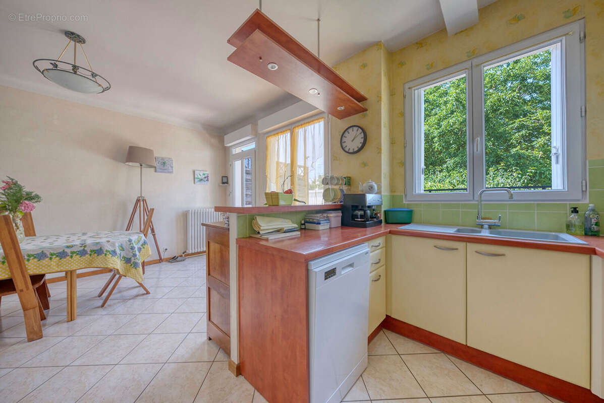 Maison à CHARTRES-DE-BRETAGNE