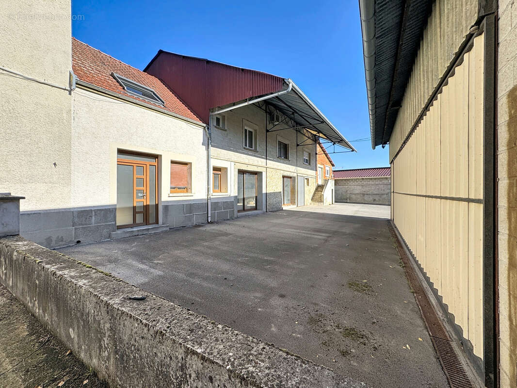 Maison à HERMONVILLE