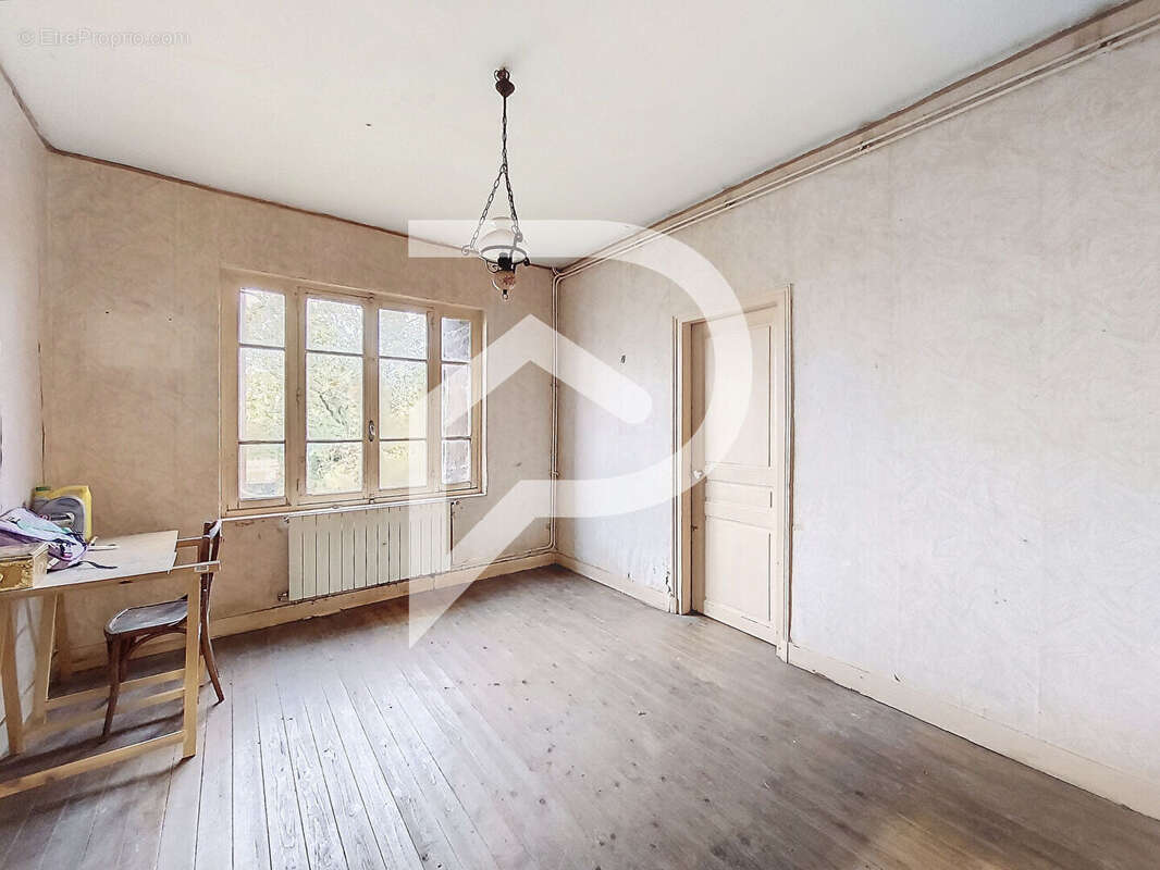 Maison à rénover à Anet - photo 2