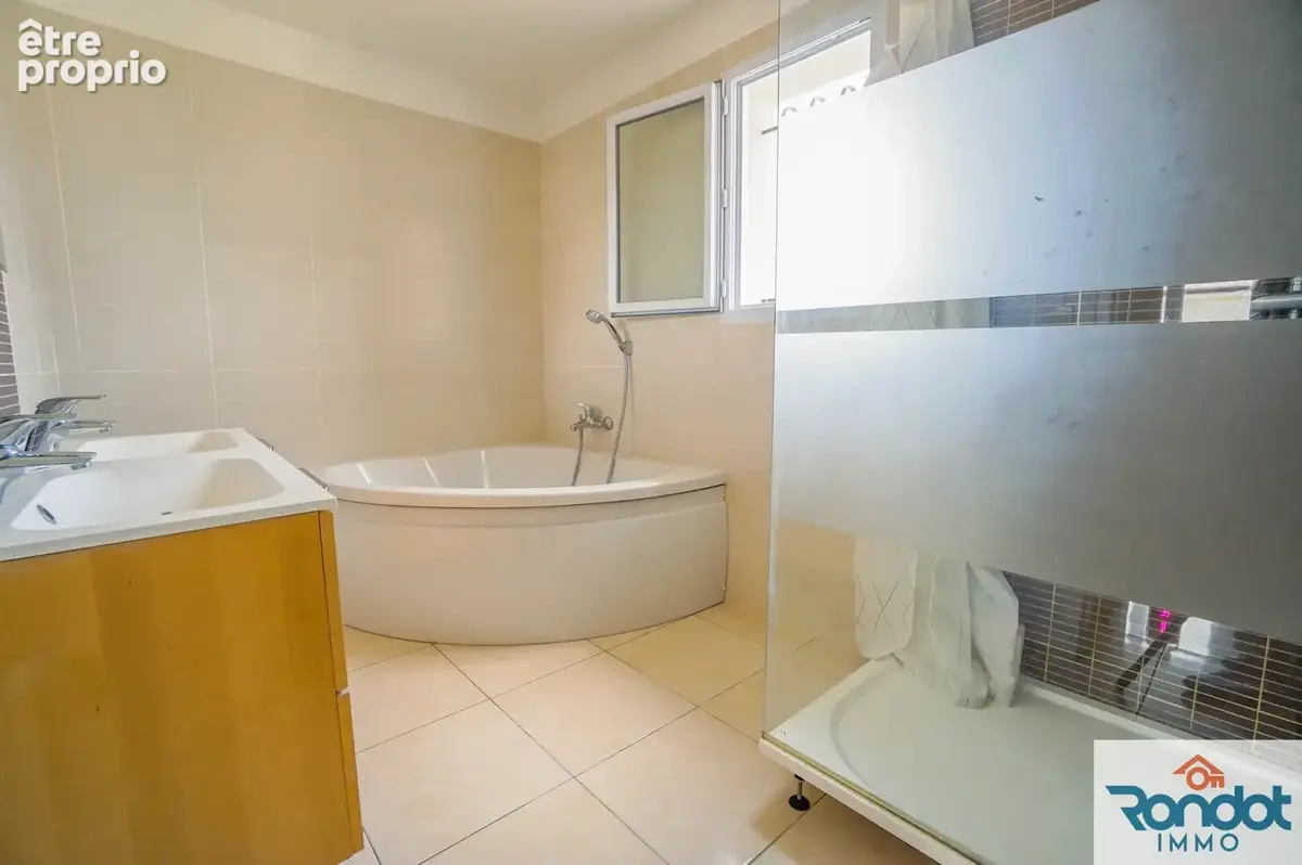 Maison 208m2 / 7 pieces / 5 chambres / terrain 728m2 - photo 8