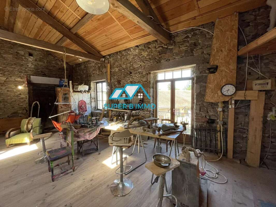 Maison à SAINT-CIRGUES