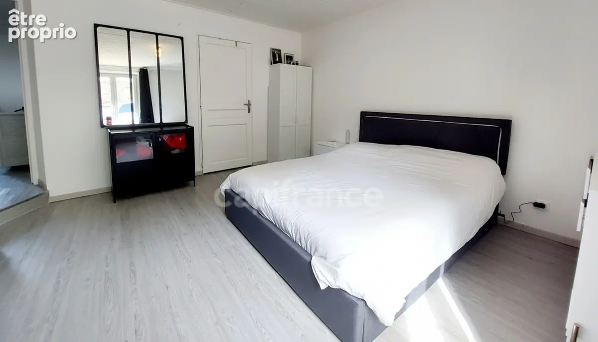 Ensemble immobilier 185m², 3 habitations indépendantes, grange, garage, love room, bonne rentabilité financière - photo 6