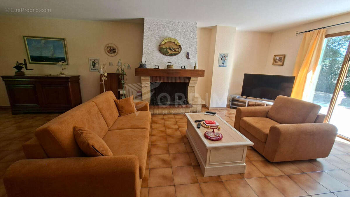 Bien rare ! Maison familiale sans vis-à-vis sur 4 000 m² de terrain - photo 6