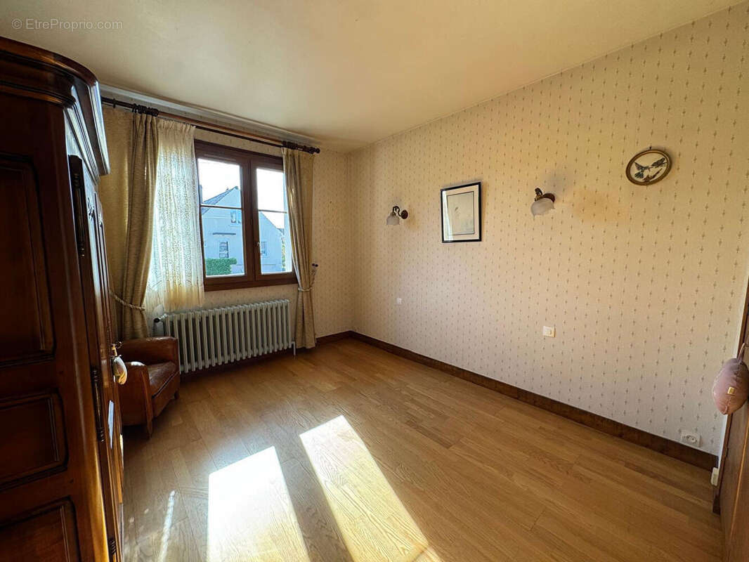 Maison à CREPY-EN-VALOIS