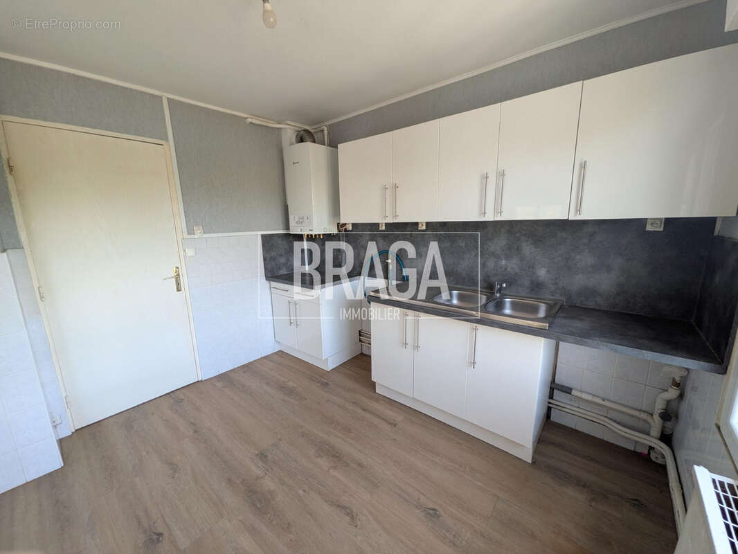 Superbe appartement lumineux   70 m2   vue dégagée mer & cathédrale   garage - photo 2