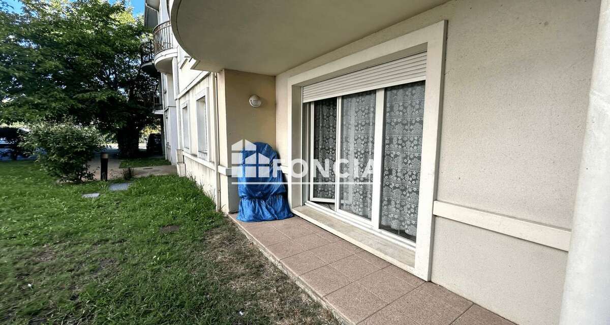 Appartement à VILLENAVE-D&#039;ORNON