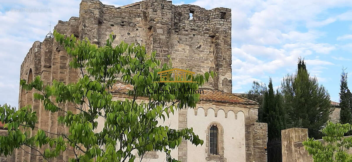 Appartement à VIC-LA-GARDIOLE