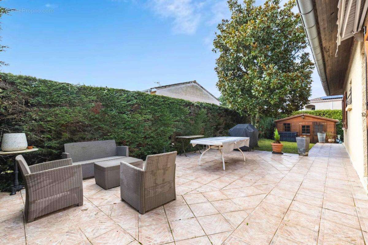 Maison à SAINT-LOUP-CAMMAS