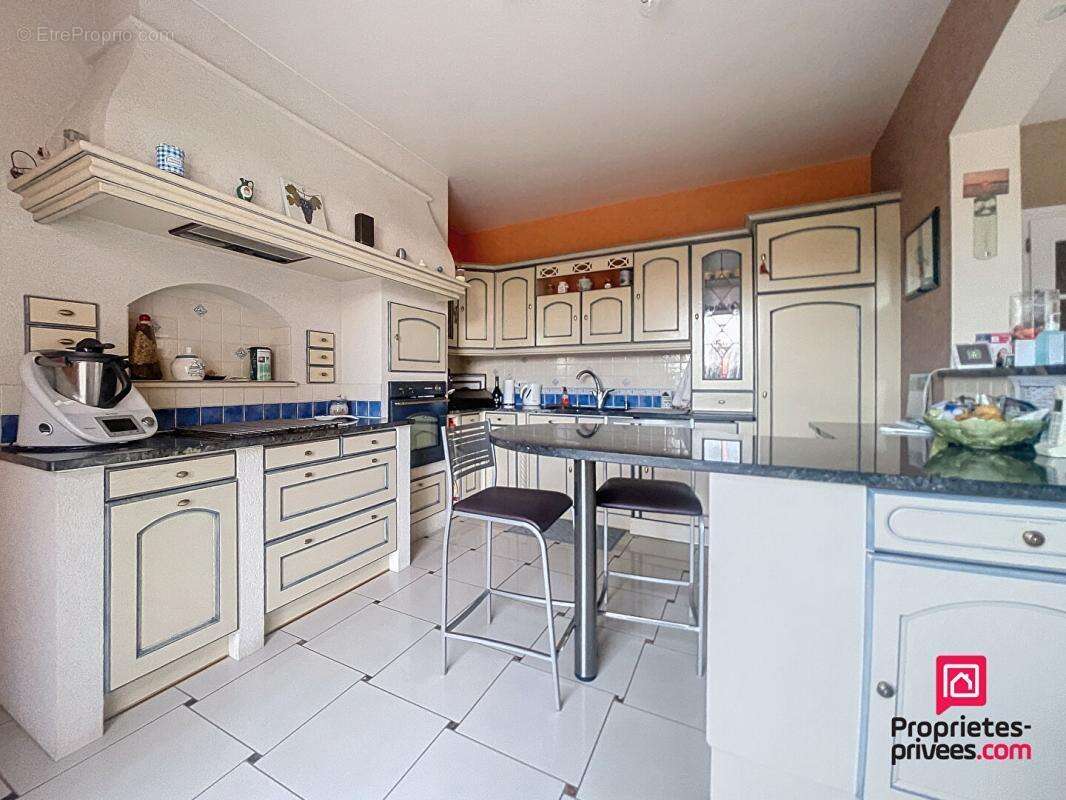 Secteur Mamers, villa contemporaine de 230 m2 avec piscine - photo 5