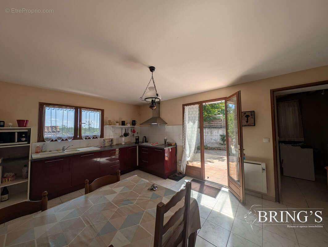 Maison 82 m² à Chancelade  - photo 2