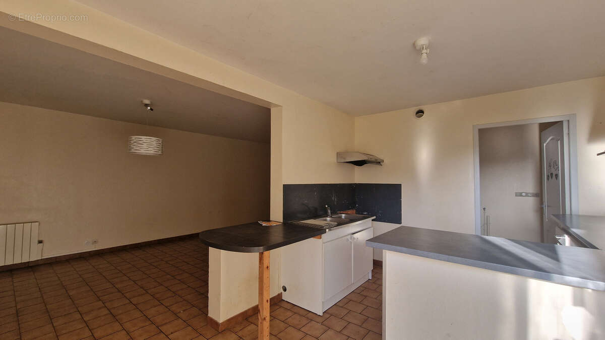 Autre à SAINT-SAUVANT