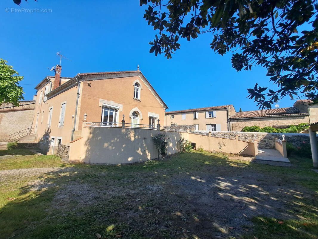 Maison à SAINT-MACAIRE