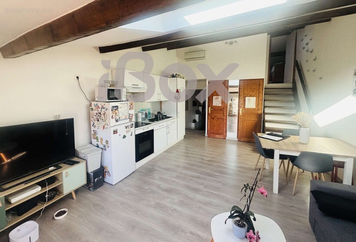 Appartement à CUERS