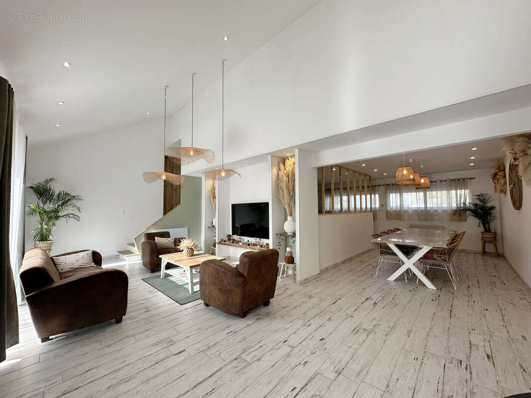 Maison à SAINT-CREPIN-IBOUVILLERS