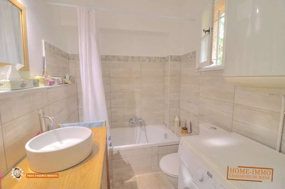 Appartement à PEYMEINADE