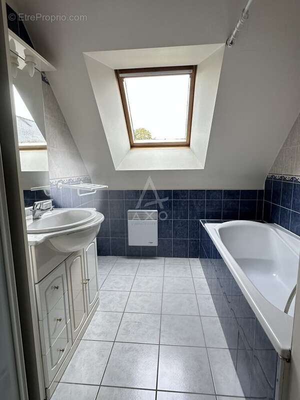 Maison à LOCOAL-MENDON