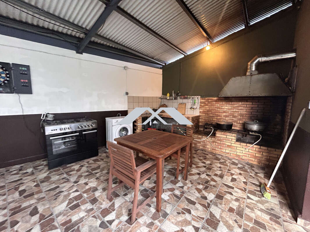 Maison à SAINTE-SUZANNE