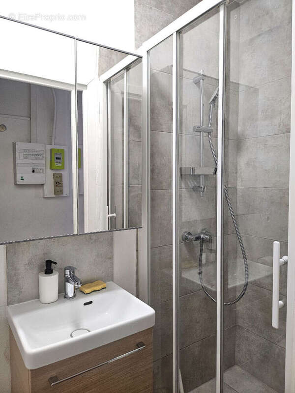 Appartement à AUBERVILLIERS