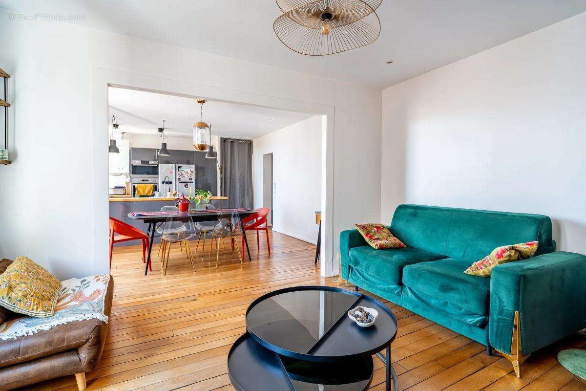 Appartement de 4 pièces de 69 m² à Colombes - GARE LES VALLÉES À 200M - photo 5
