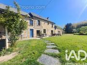 Photo 1 - Maison à SAINT-MEEN-LE-GRAND