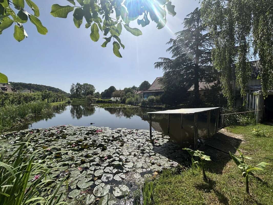 Maison à THORIGNE-SUR-DUE