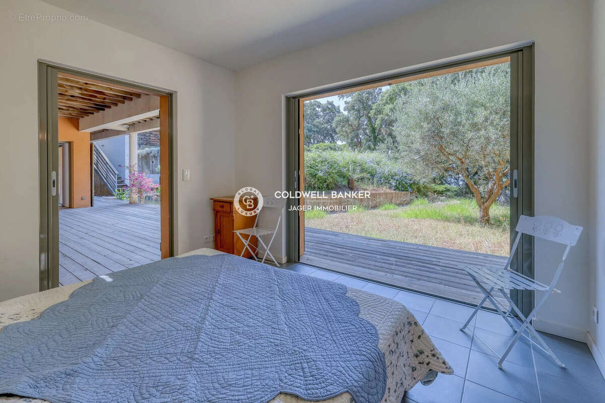 Maison à RAYOL-CANADEL-SUR-MER