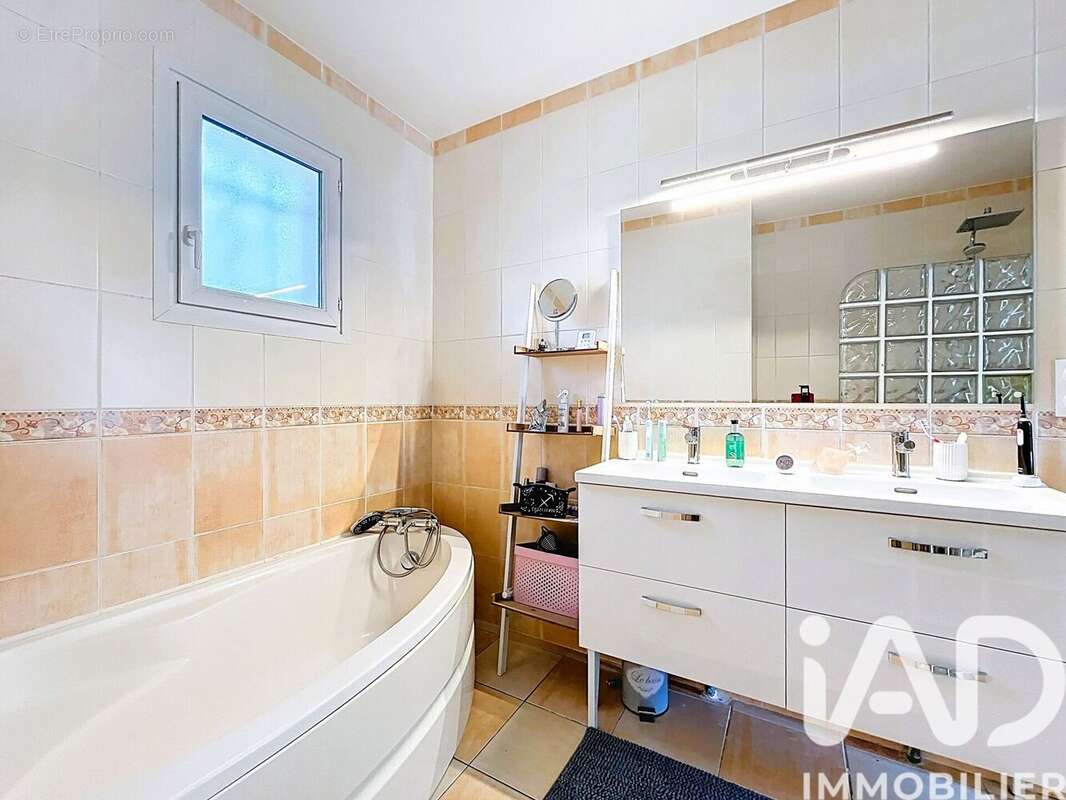 Photo 9 - Maison à LA VILLE-DIEU-DU-TEMPLE