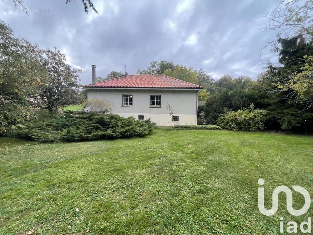 Photo 2 - Maison à SAINT-LAURENT-DE-CERIS