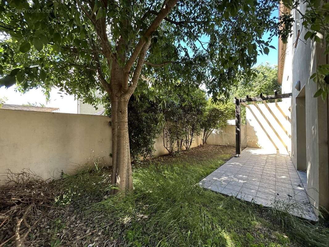 Appartement à CALVISSON