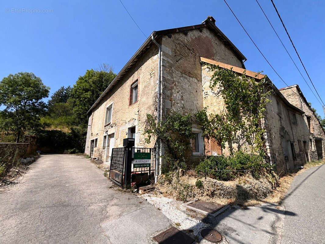 Maison individuelle avec dépendances ! - photo 9