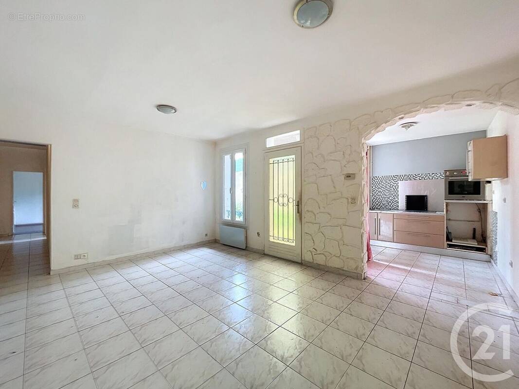 Appartement à MONTEREAU-FAULT-YONNE