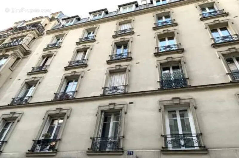 Commerce à PARIS-17E