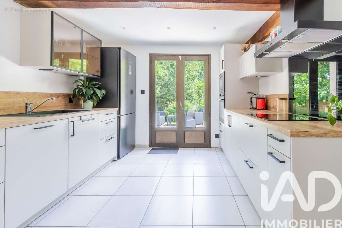 Photo 8 - Maison à LINAS