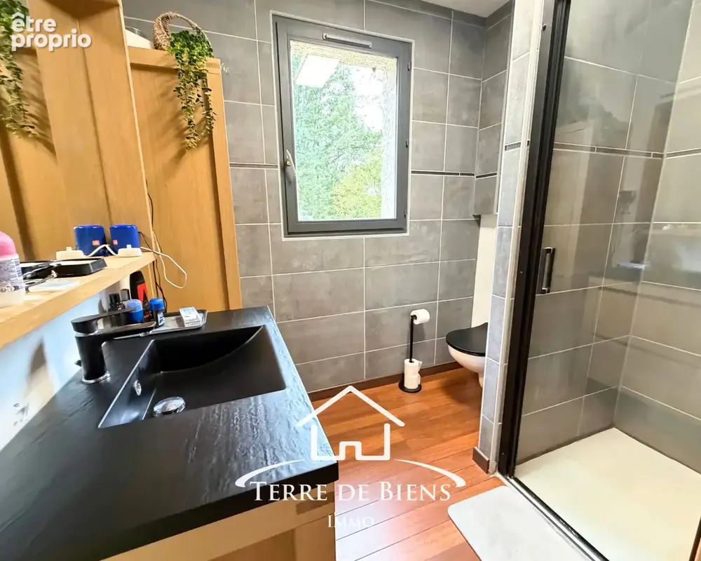 Exclusivité: Maison familiale, 150m2, pièce de vie de 60m2, 4 chambres, vie de plain-pied, sous-sol complet et - photo 10