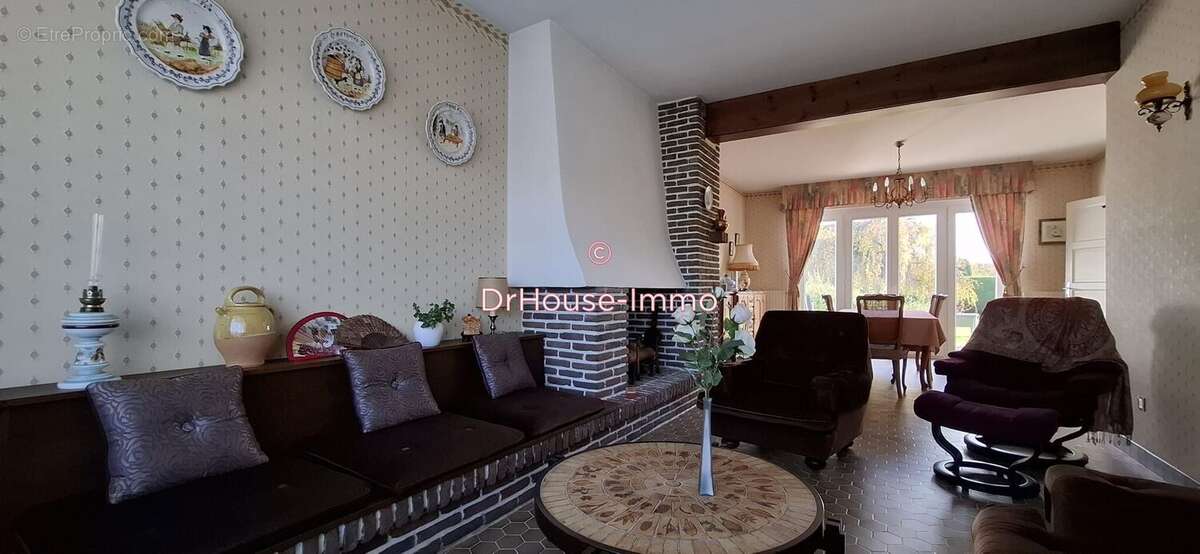 Maison à BRUAY-LA-BUISSIERE