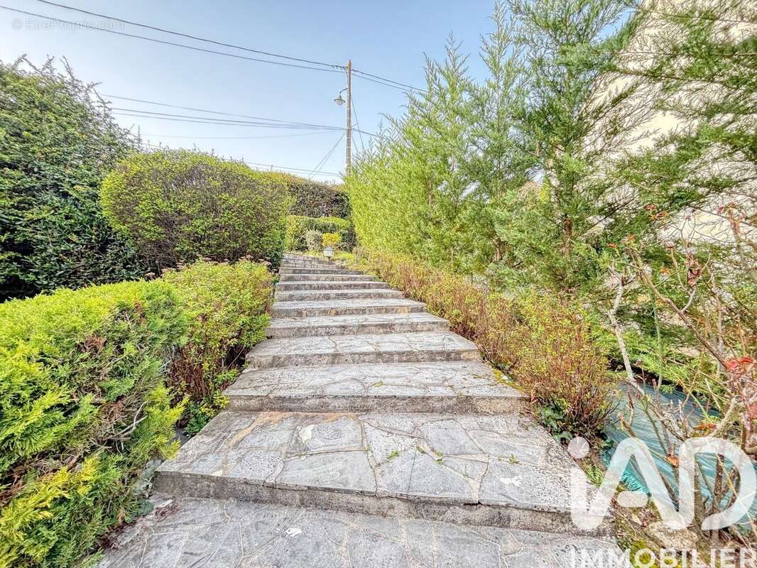 Photo 4 - Maison à CORBEIL-ESSONNES