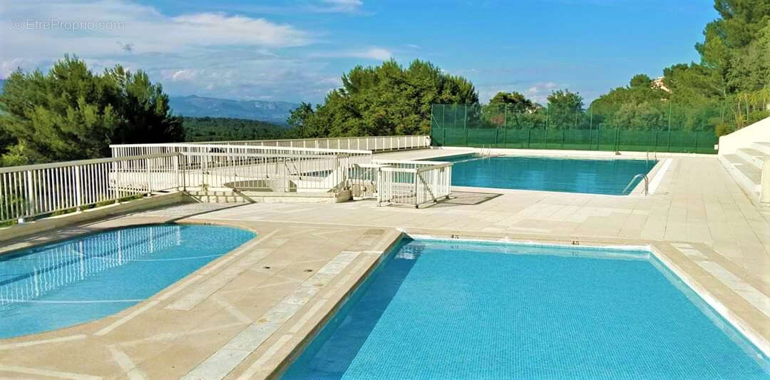 MOUGINS LE HAUT Appartement 3p, terrasse aperçu mer + cave et parking - photo 7
