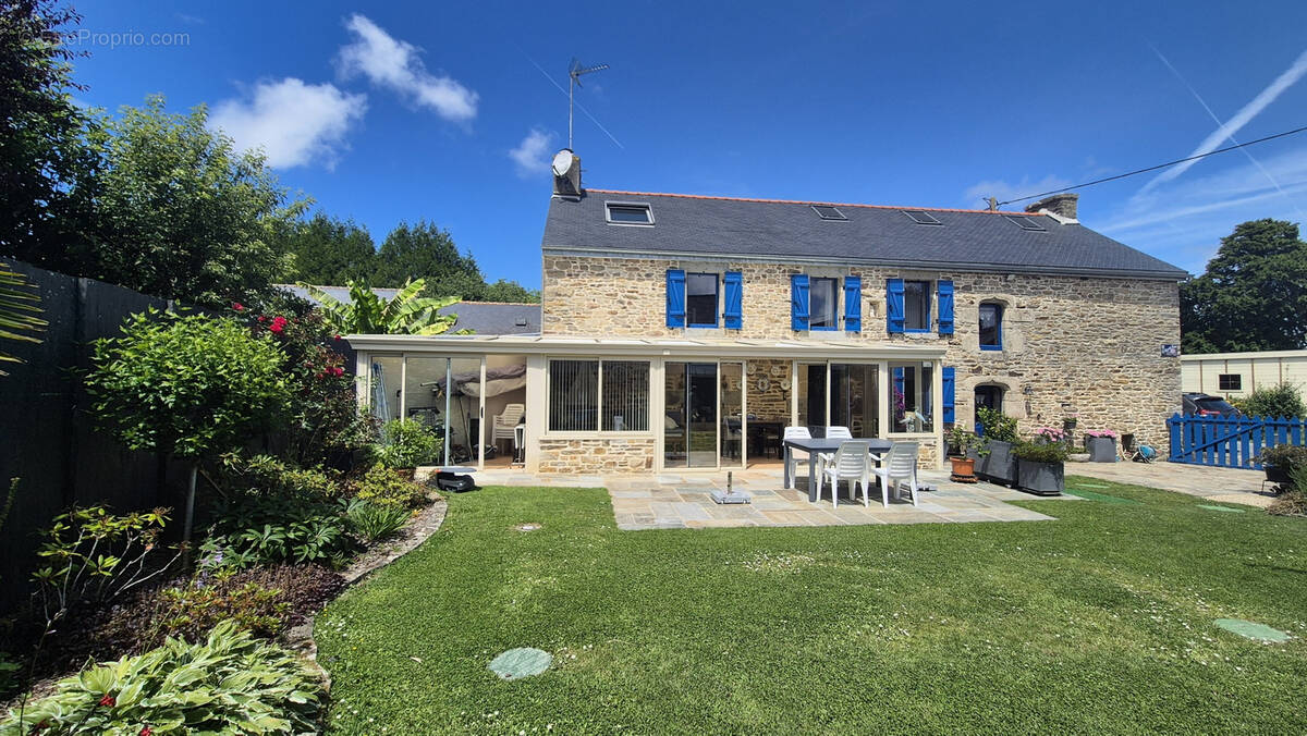 Maison à CLOHARS-CARNOET