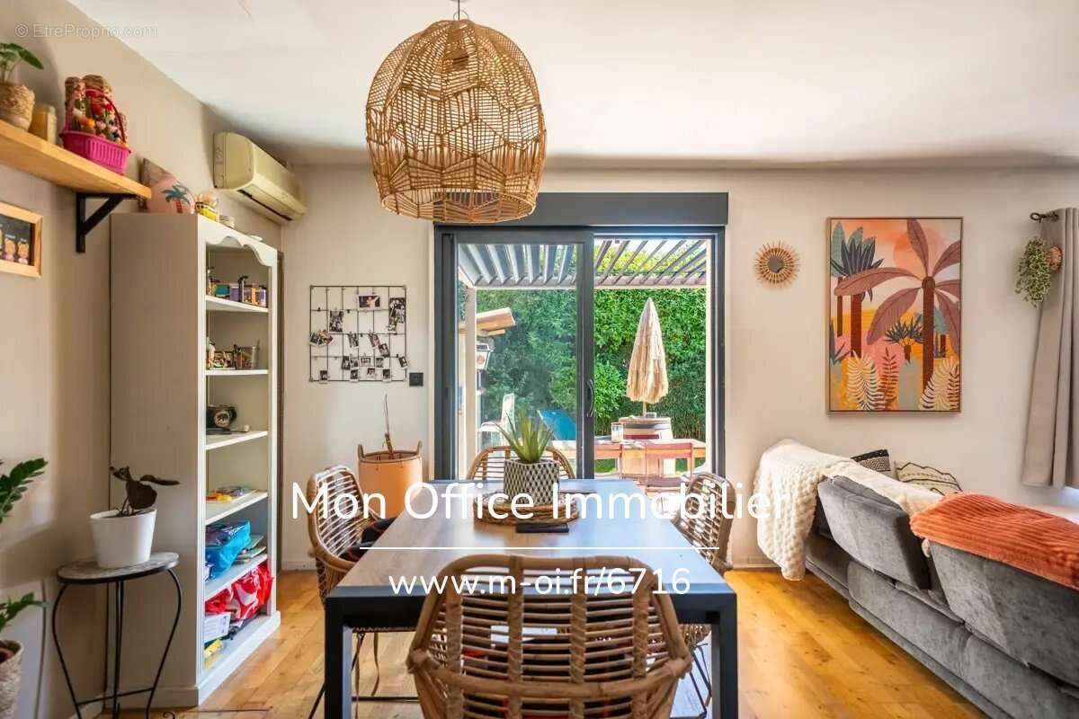 Maison à PERTUIS