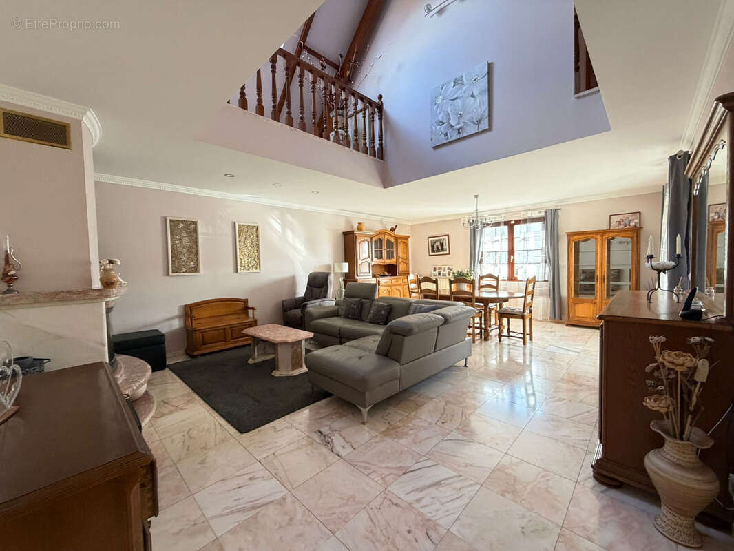 Maison à MITRY-MORY