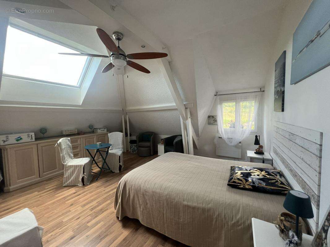  Coup de cœur garanti à 10 minutes de Voiron pour cette belle demeure familiale - photo 6