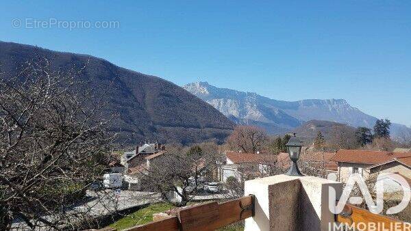Photo 1 - Maison à SAINT-GEORGES-DE-COMMIERS