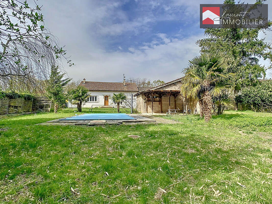 Maison à PONT-DE-VAUX