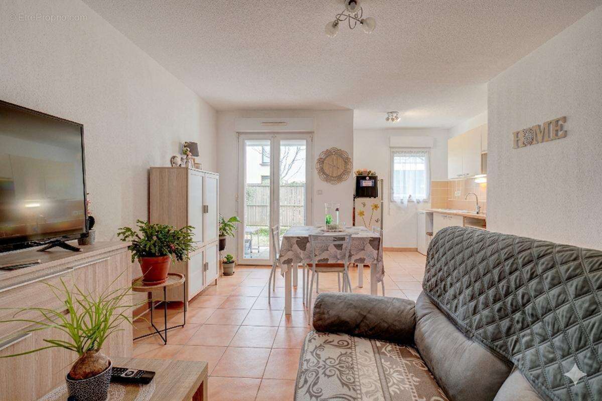 Appartement à CASTELGINEST