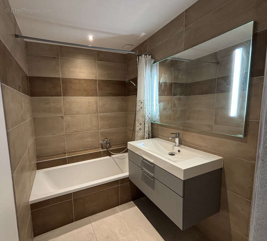 Appartement à QUINTAL